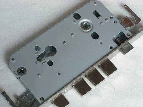 蜀山24小时上门开锁公司